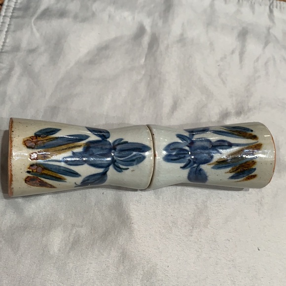 🔹UCTCI Vintage Salt & Pepper Shakers - Picture 5 of 6